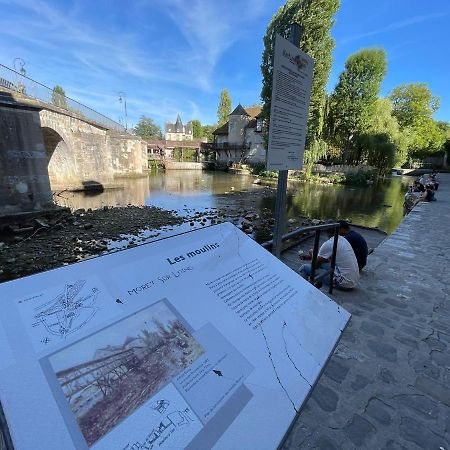 Les Pieds Dans L'Eau - Moret Centre Dış mekan fotoğraf